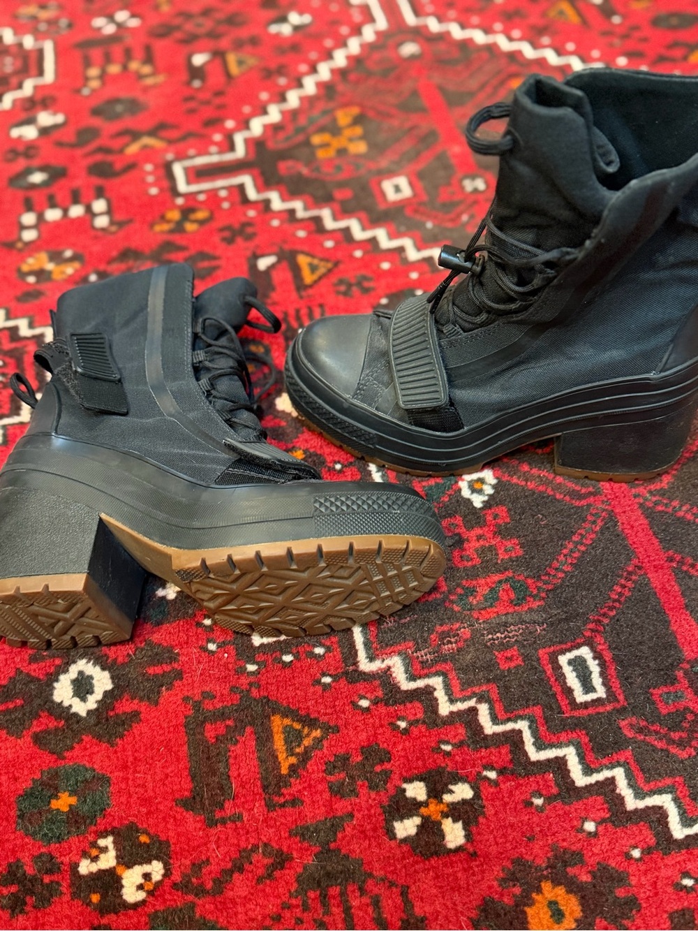 Converse Women’s Black Platform Tactical Boots - Picture 3 of 4